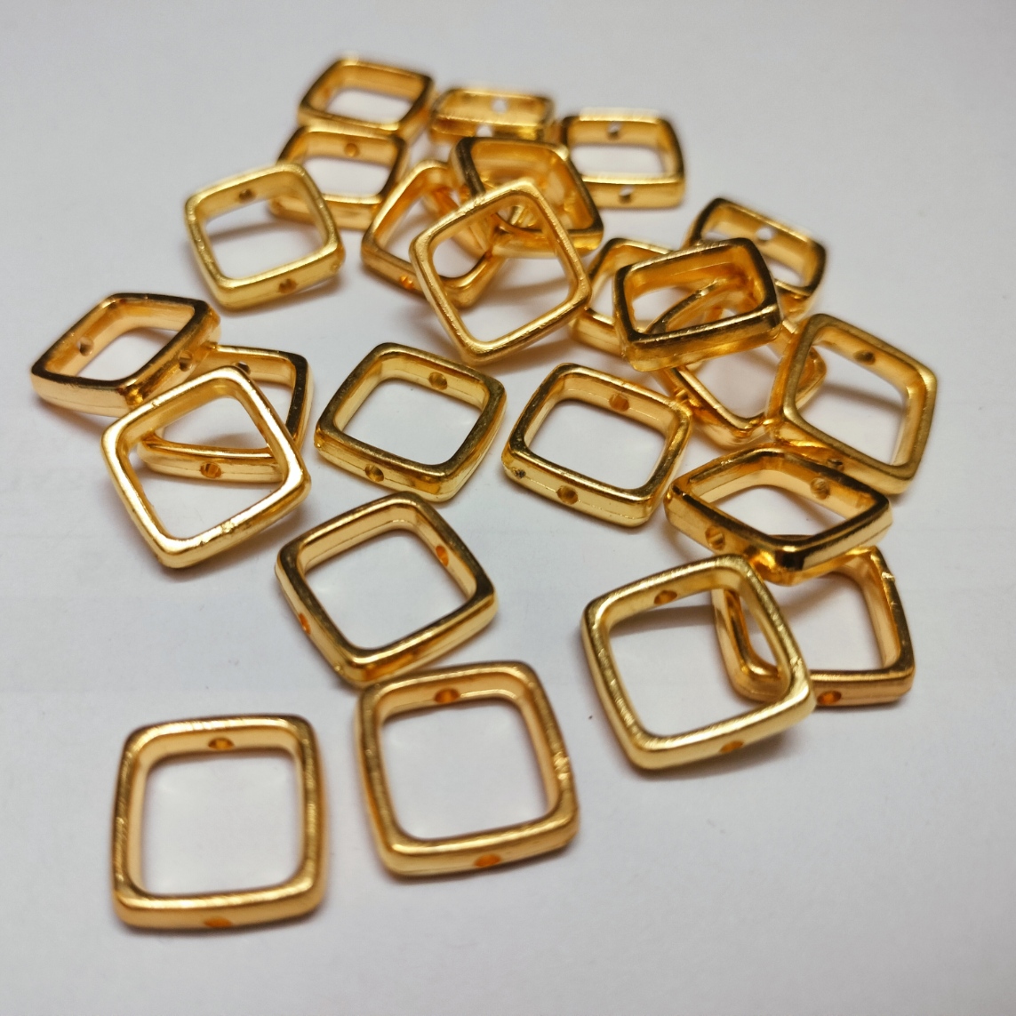 RITIKA Craft Golden Plastic Square Ring Shape 200 pcs for Toran Making/Jewellery Making/Craftwork/Decorations