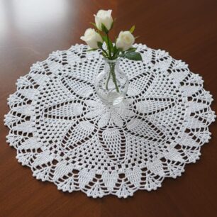 RITIKA Craft® Handmade Crochet Doily/placemat/Table mat (24 inch)